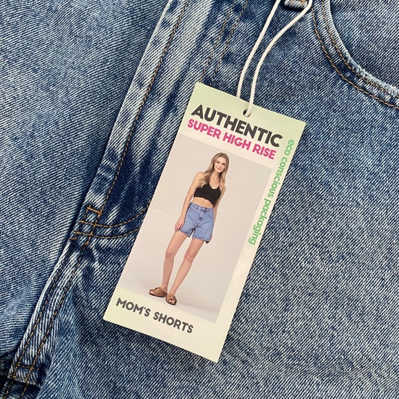 New Simple Society Super High Rise Mom Short 27 NWT - Picture 3 of 9